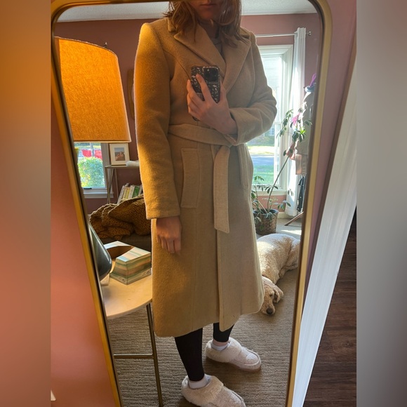 Pendleton 100% virgin wool camel-color trench coat. Size small. - Picture 15 of 16